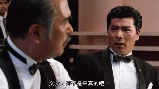 龍方（右）演出《至尊無上》，憑藉此片入圍香港電影金像獎最佳新演員。（圖／翻攝自微博）