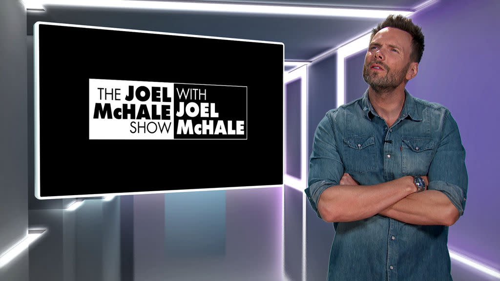 Joel McHale on <em>The Joel McHale Show with Joel McHale.</em> (Photo: Netflix)