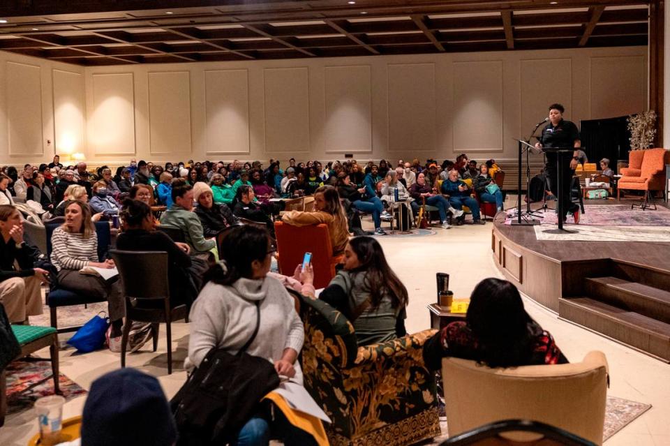 Hundreds of volunteers receive a briefing from the Tarrant County Homeless Coalition on effective practices for their annual Point in Time Count on Thursday, Jan. 27, 2023, in Fort Worth.