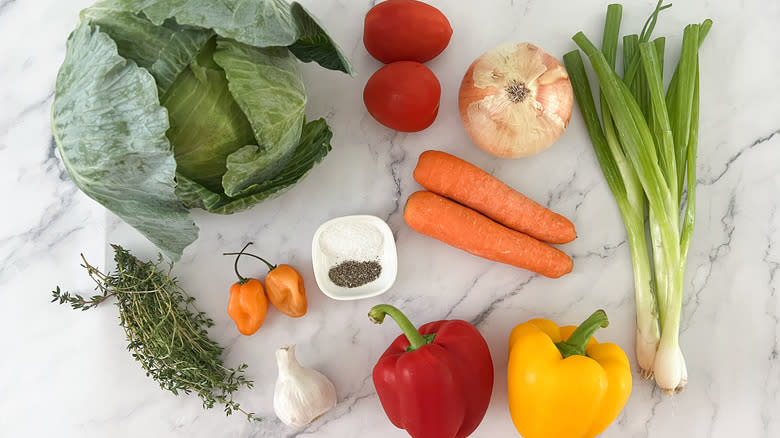 Jamaican cabbage ingredients