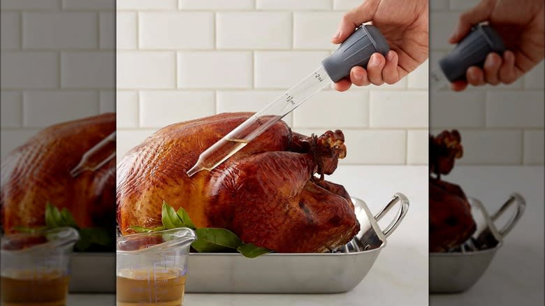 hand basting roast turkey pan 