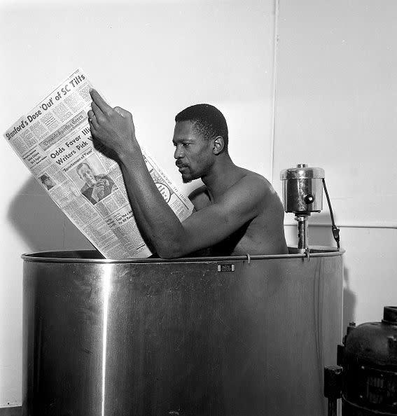 SAN FRANCISCO, CA - DECEMBER 31:  Boston Celtics center Bill Russell relaxes in a whirlpool bath following a Celtics practice at the University of San Francisco's gym in San Francisco, CA., on December 31, 1963. (Peter Breinig/San Francisco Chronicle via Getty Images)