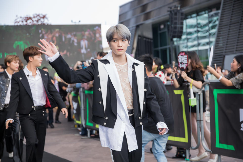 NCT 127 arrives on the red carpet. (PHOTO: Kamp Singapore)