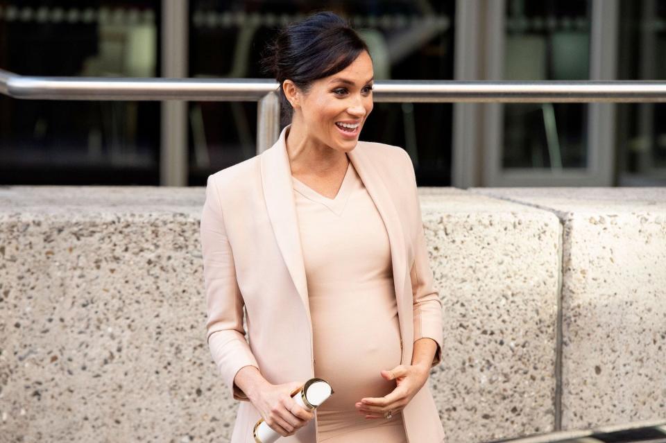 meghan markle pregnant baby bump