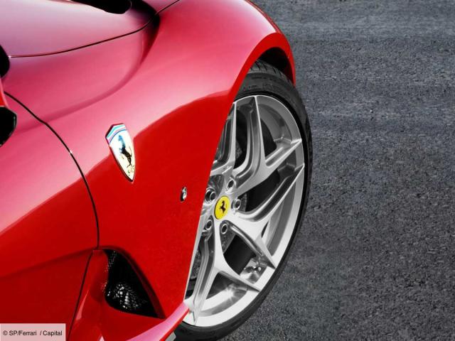 Une Ferrari adjugée pour 51,7 millions de dollars aux enchères !