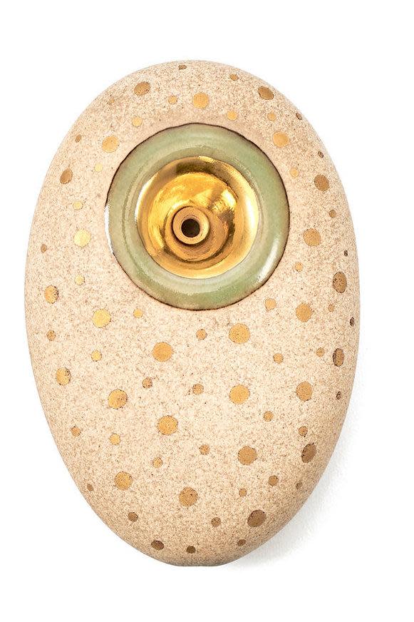 Aurelia Ceramic 22k Gold Pipe, $140 available from Goop.com (Goop )