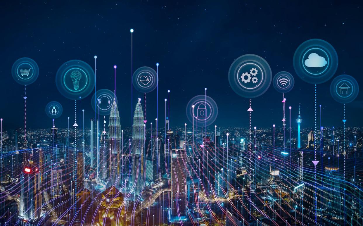 The Smart Cities Challenge is designed to address complex economic, environmental and social problems. (Shutterstock)