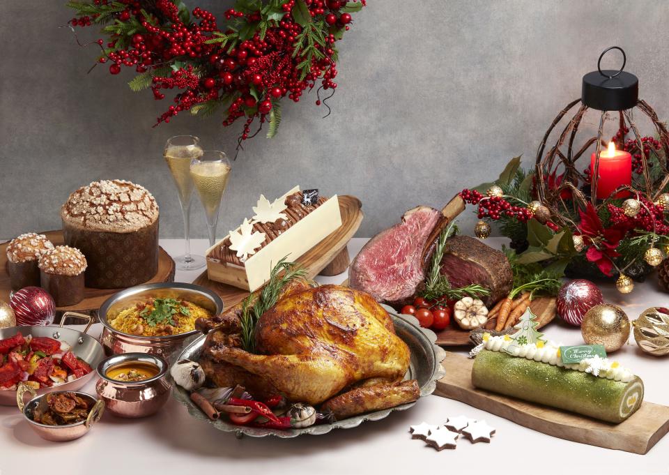 Festive Tale at The Fullerton Hotels (Photo: The Fullerton Hotels)
