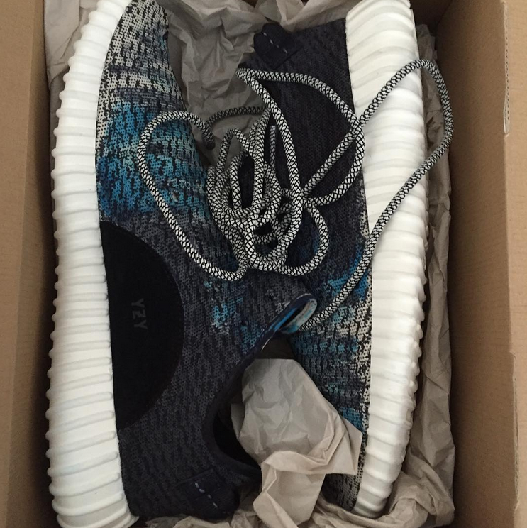 Ombré dyed Yeezy Boost 350s by The Shoe Surgeon.