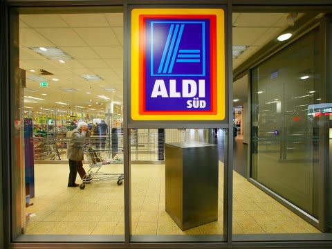 Der Discounter-Riese Aldi verkauft künftig auch Videospiele im Netz