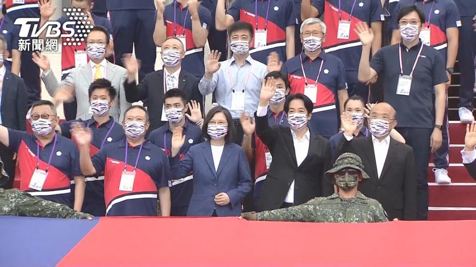 蔡英文先前熱情為東京奧運選手加油。（圖／TVBS資料畫面）