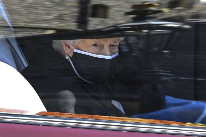英國愛丁堡公爵（Duke of Edinburgh）菲利普親王（Prince Philip）的葬禮將在4月17日舉行，女王伊莉莎白二世送丈夫最後一程。（AP）