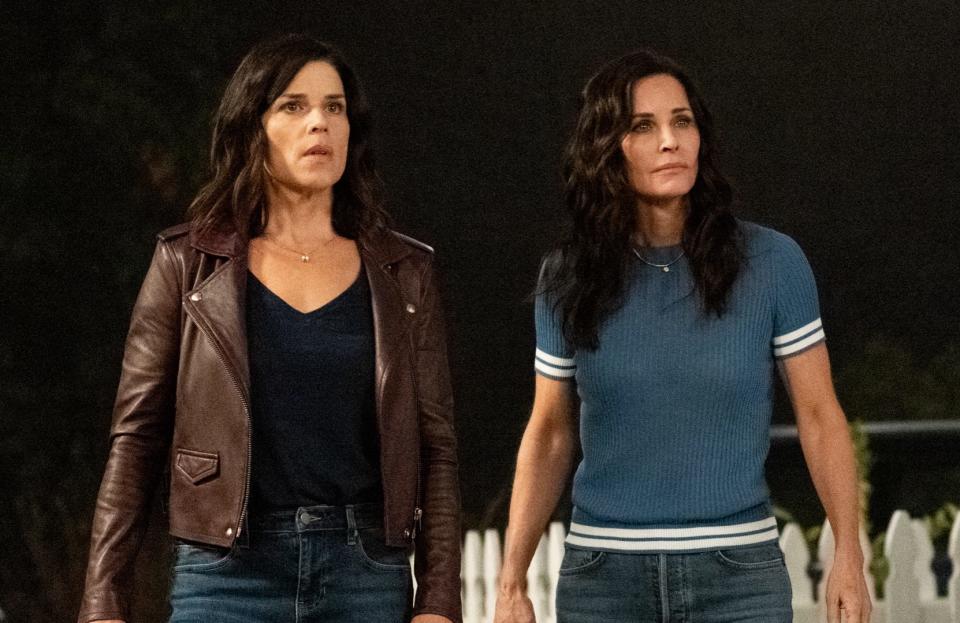 Neve Campbell and Courteney Cox in <i>Scream</i><span class="copyright">Paramount Pictures</span>