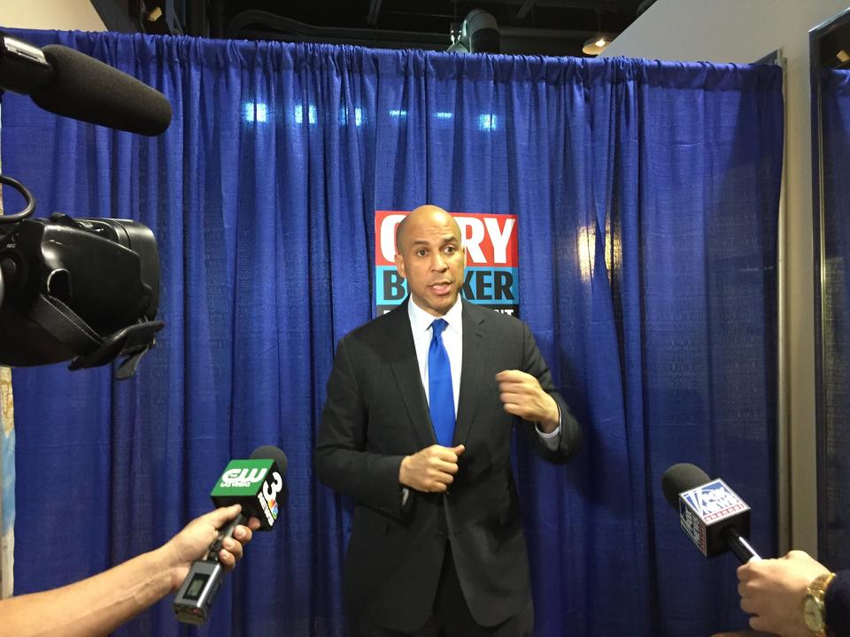 Sen. Cory Booker speaks to reporters in North Las Vegas, Nev. (Photo: David Knowles/Yahoo News)