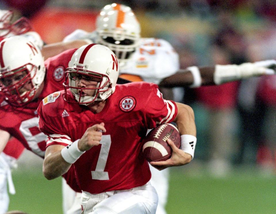 2 Jan 2000: Eric Couch #7 of the Nebraska Cornhuskers runs with the ball during the Fiesta Bowl Game against the <a class="link " href="https://sports.yahoo.com/ncaaw/teams/tennessee/" data-i13n="sec:content-canvas;subsec:anchor_text;elm:context_link" data-ylk="slk:Tennessee Volunteers;sec:content-canvas;subsec:anchor_text;elm:context_link;itc:0">Tennessee Volunteers</a> at the Sun Devil Stadium in Tempe, <a class="link " href="https://sports.yahoo.com/ncaaw/teams/florida/" data-i13n="sec:content-canvas;subsec:anchor_text;elm:context_link" data-ylk="slk:Florida;sec:content-canvas;subsec:anchor_text;elm:context_link;itc:0">Florida</a>. The Cornhuskers defeated the Volunteers 31-21. Mandatory Credit: Tom Hauck /Allsport