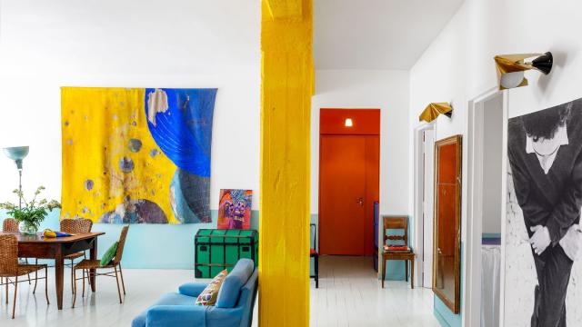 Designer Jonathan Adler's Manhattan apartment is an explosion of