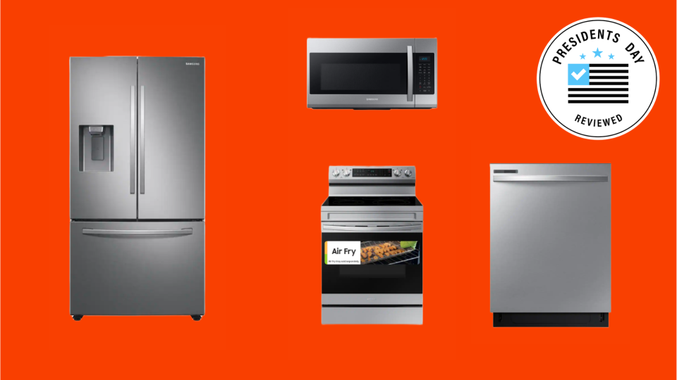 Looking for kitchen appliance package deals? This Samsung set checks all the boxes.
