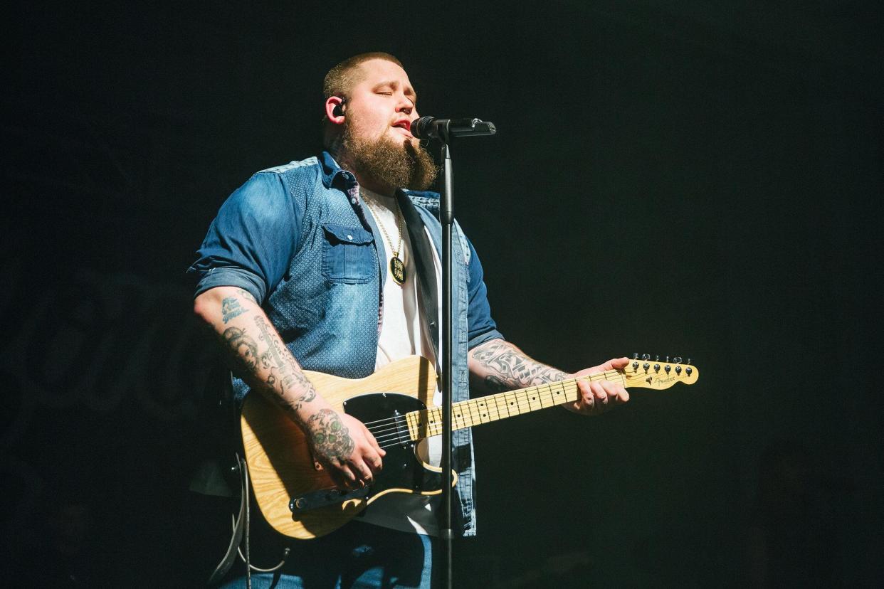 Rag 'N' Bone Man performs on The Independent stage at Live at Leeds: Andrew Benge