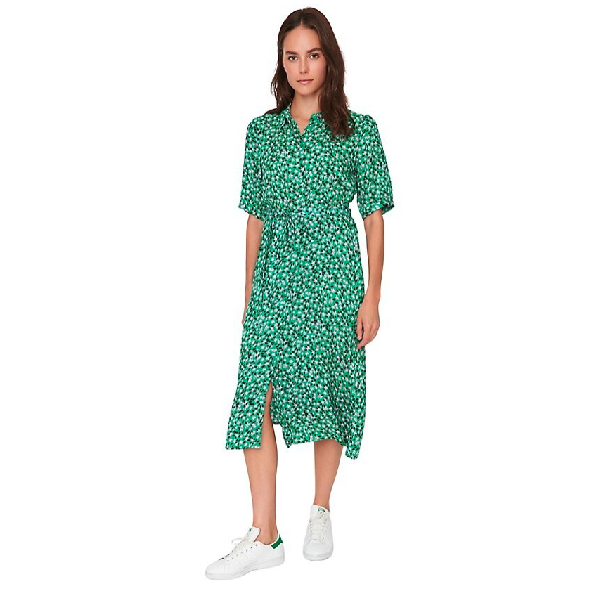 Trendyol Women's Midi Shirt Dress. Image via The Bay.