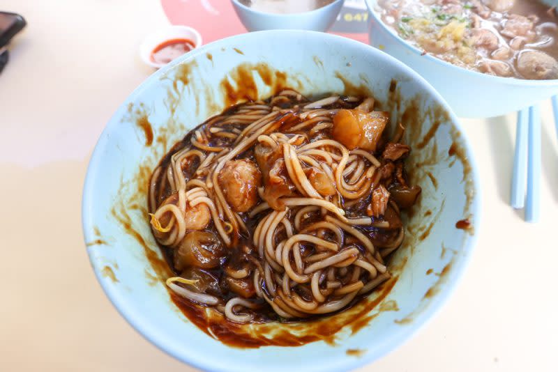 Hai Nan Xing Zhou Beef Noodle - dry beef noodles