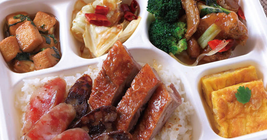 明宮中餐廳的「港式燒臘」搭配三樣配菜及例湯。（圖／老爺酒店）