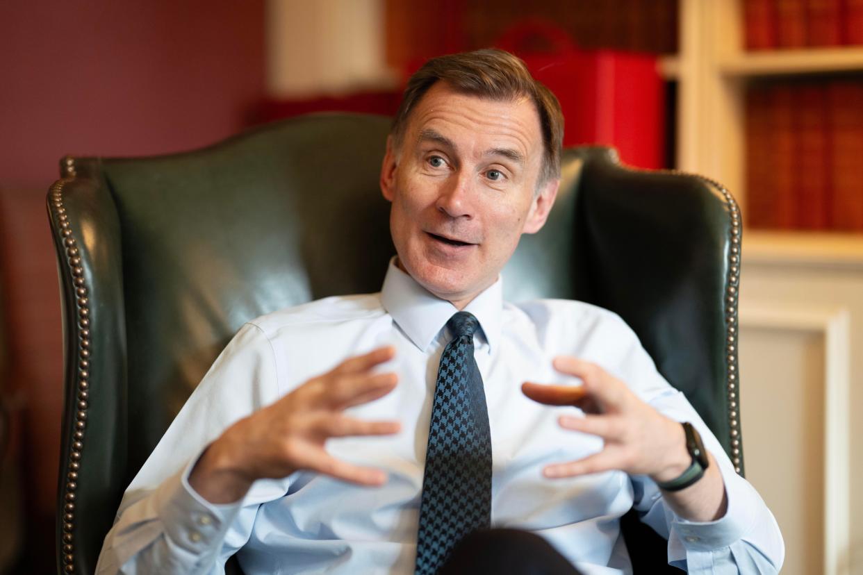 Pic Shows Jeremy Hunt Chancellor of the Exchequer in No11 Downing Street