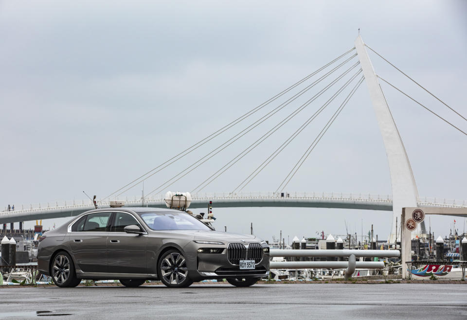 BMW 740i Excellence