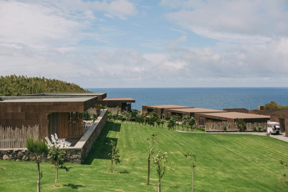 The Santa Barbara Eco Resort - Luis Ferraz