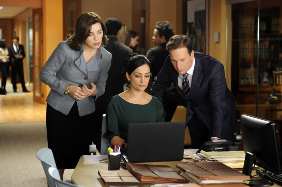 Kalinda (Archie Panjabi) helps when Will (Josh Charles) defends a man accused of murder and Alicia (Julianna Margulies) attempts to influence the outcome of his case by aiding the prosecutor in a nearby county who is trying another man who for the same crime in "Battle of the Proxies," the tenth episode of "The Good Wife" Season 4.