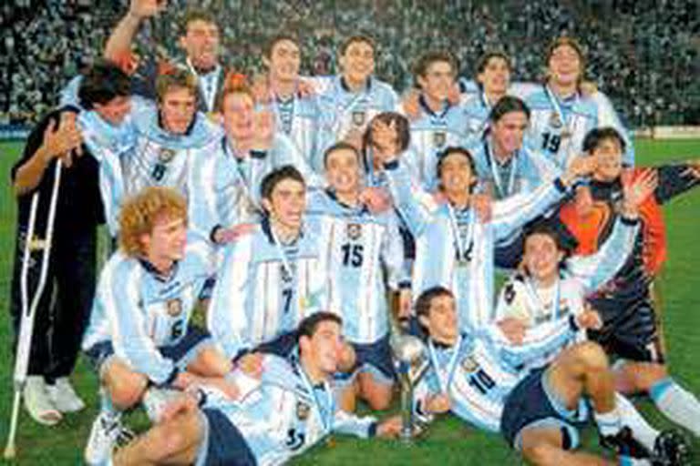 La imagen es del último Mundial Sub 20, jugado en 2001 en nuestro país y que significó el cuarto título para la Argentina