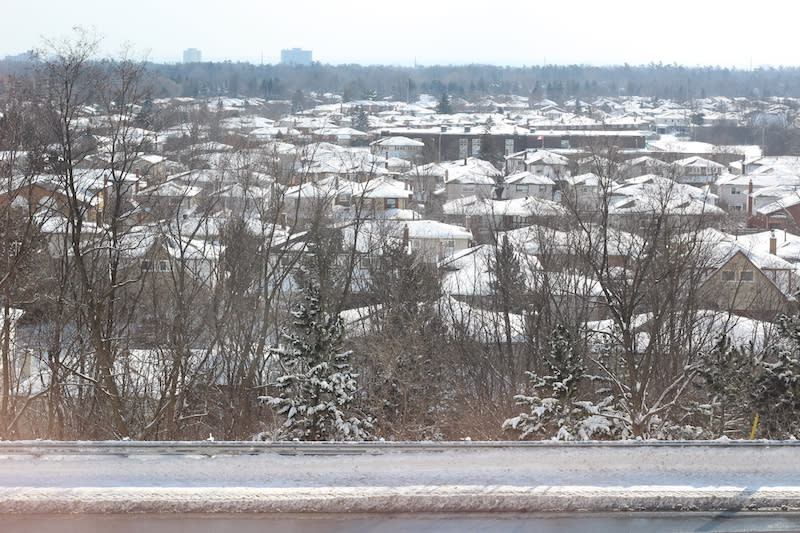 PHOTOS: Toronto digs out from massive snowstorm