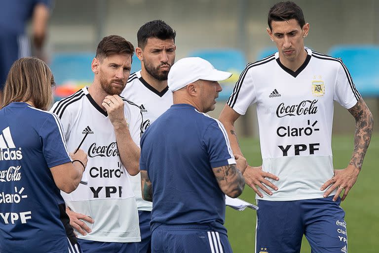 Sampaoli modificará la formación: Di María podría ir al banco de suplentes