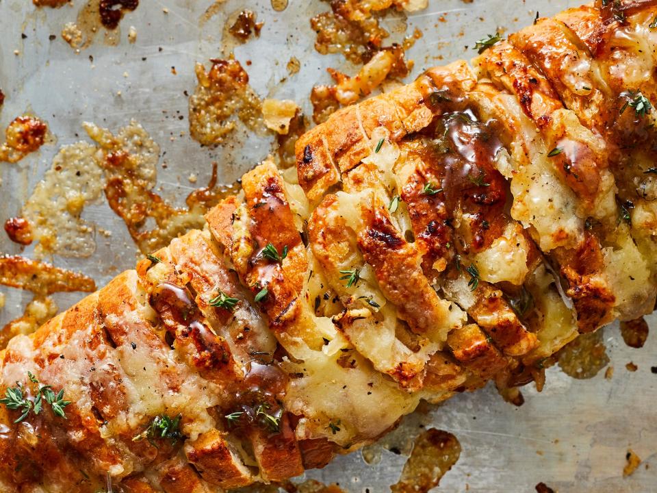 French Onion Pull-Apart Bread