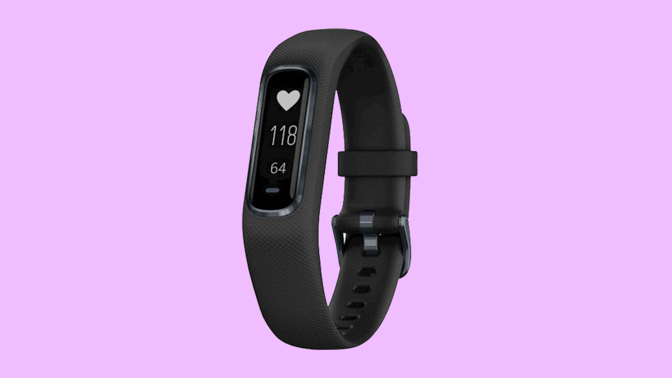 8 best Best Buy fitness products for New Year's: Garmin vívosmart 4