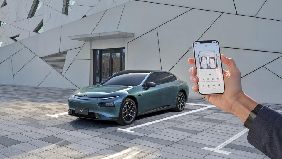 Volkswagen宣布與中國小鵬汽車（Xpeng）達成技術合作協議，投入7億美元收購約4.99％的股權，將委託小鵬汽車用MEB架構打造全新電動車（圖為小鵬汽車Xpeng P7電動轎跑車，產品鎖定對手為Tesla Model S）