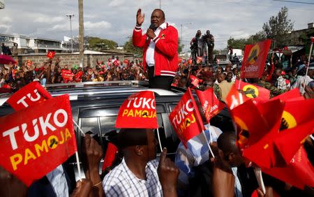 Kenya's President Uhuru Kenyatta address a Jubilee Party campaign caravan rally in Nairobi, Kenya October 23, 2017. REUTERS/Baz Ratner