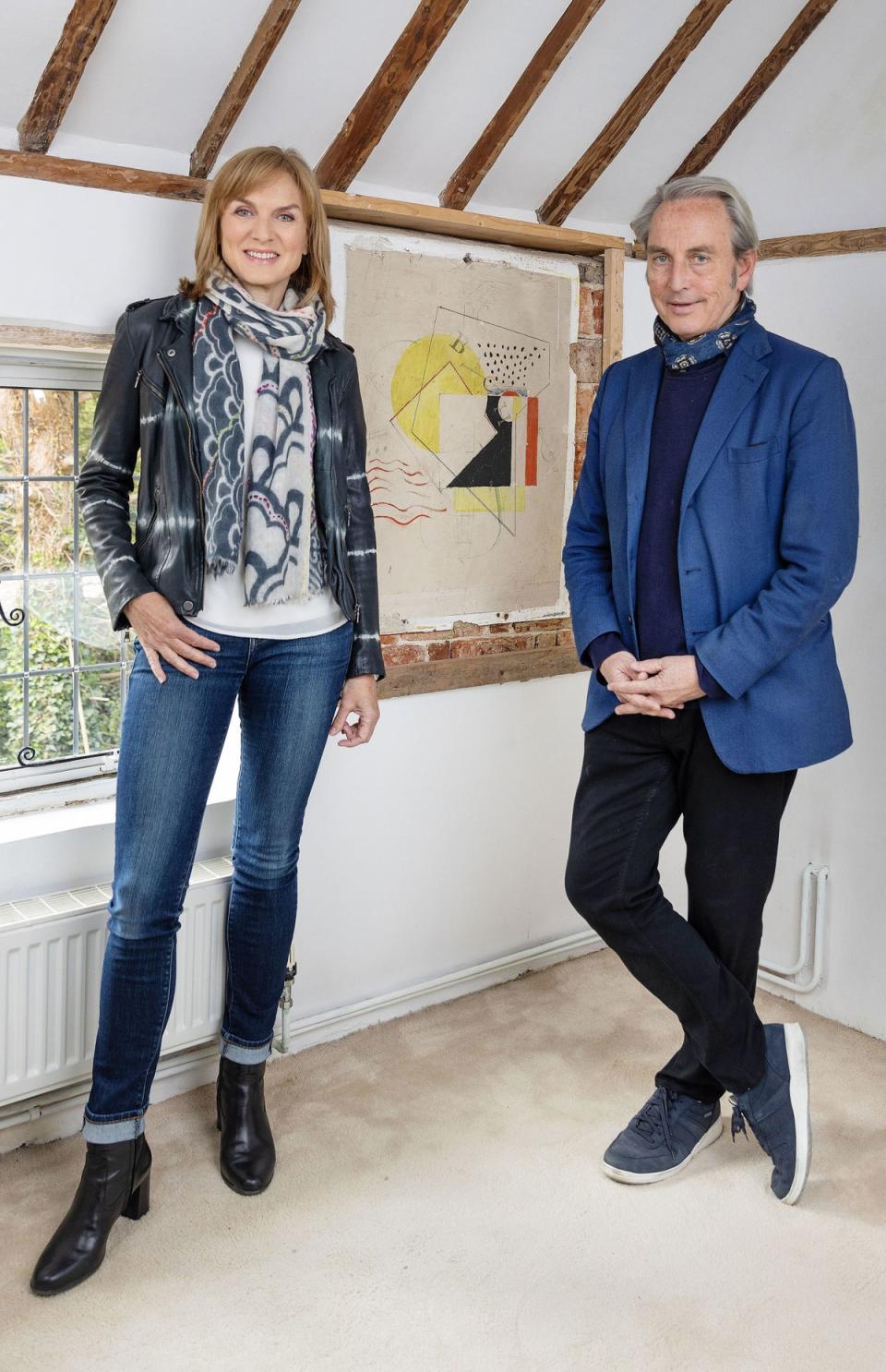 Fake or Fortune S10,Nicholson,1,Fiona Bruce, Philip Mould,Picture shows: Fiona Bruce and Philip Mould at Red Stream Cottage with possible Ben Nicholson wall painting.,BBC Studios,Anna Gordon