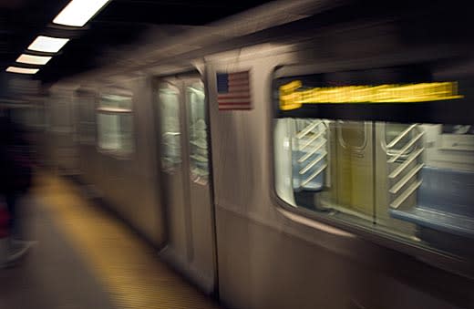 https://s.yimg.com/os/en-US/blogs/partner/subway-train.jpg