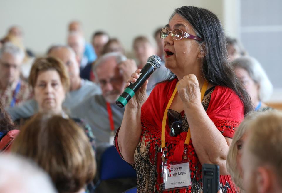 Quanta Dawn-Light makes a comment and asks Gov. Spencer Cox a question as Cox speaks at the Braver Angels National Convention at Gettysburg College in Gettysburg, Pa., on Saturday, July 8, 2023. | Kristin Murphy, Deseret News