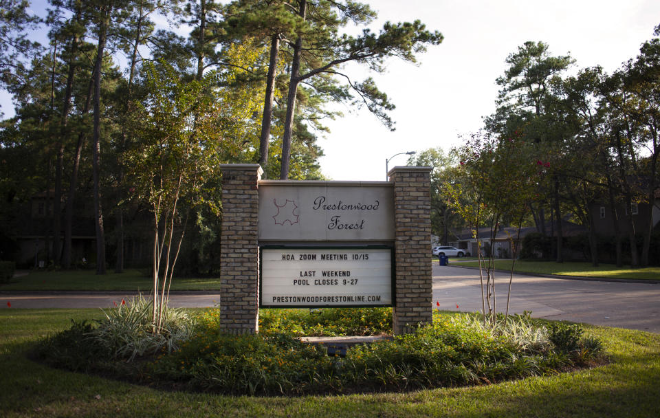 Image: Democrats are spending tens of millions of dollars trying to win votes in neighborhoods like Prestonwood Forest. (Lizzie Chen / for NBC News)