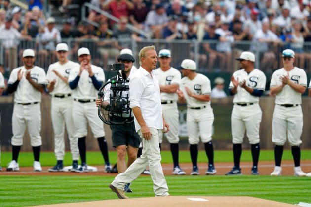 Field Of Dreams' Game Ready For MLB Action, Special Uniforms