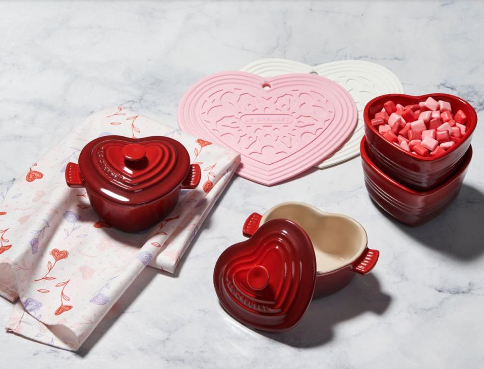 Share (or don't) a romantic dinner without having to step inside a crowded restaurant filled with lovebirds. <a href="https://fave.co/2O3Po3c" target="_blank" rel="noopener noreferrer"><strong>Find it at&nbsp;Le Creuset</strong></a>, which also offers free shipping on any order.