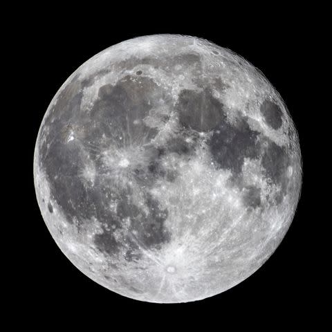 <p>Rick Kern/Getty</p> Rare super blue moon in Texas