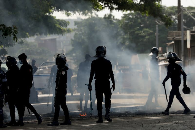 Protest in Abidjan against Ouattara standing for a third term