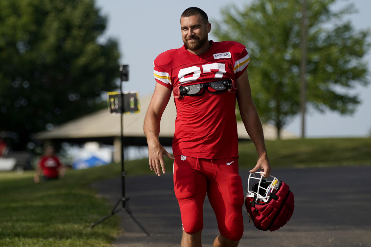 Some Broncos Linemen Appear At Training Camp With Unusual Extra