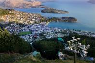 Eine weitere neuseeländische Stadt hat es sogar in die Top 3 der freundlichsten Städte der Welt geschafft: Queenstown im Süden des Landes. Touristen schätzen besonders die Einheimischen, die zu den Besuchern offenbar stets freundlich sind und ihnen mit Rat und Tat zur Seite stehen. Somit gibt es die wohlverdiente Bronzemedaille. (Bild-Copyright: Chameleons Eye/REX)