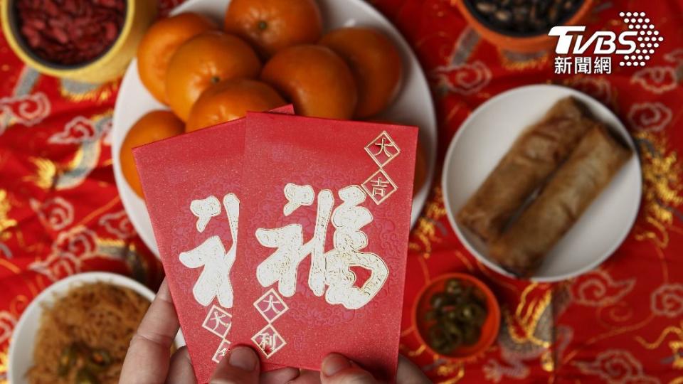 農曆新年是遊子返鄉團圓的重大節日。（示意圖／shutterstock 達志影像）