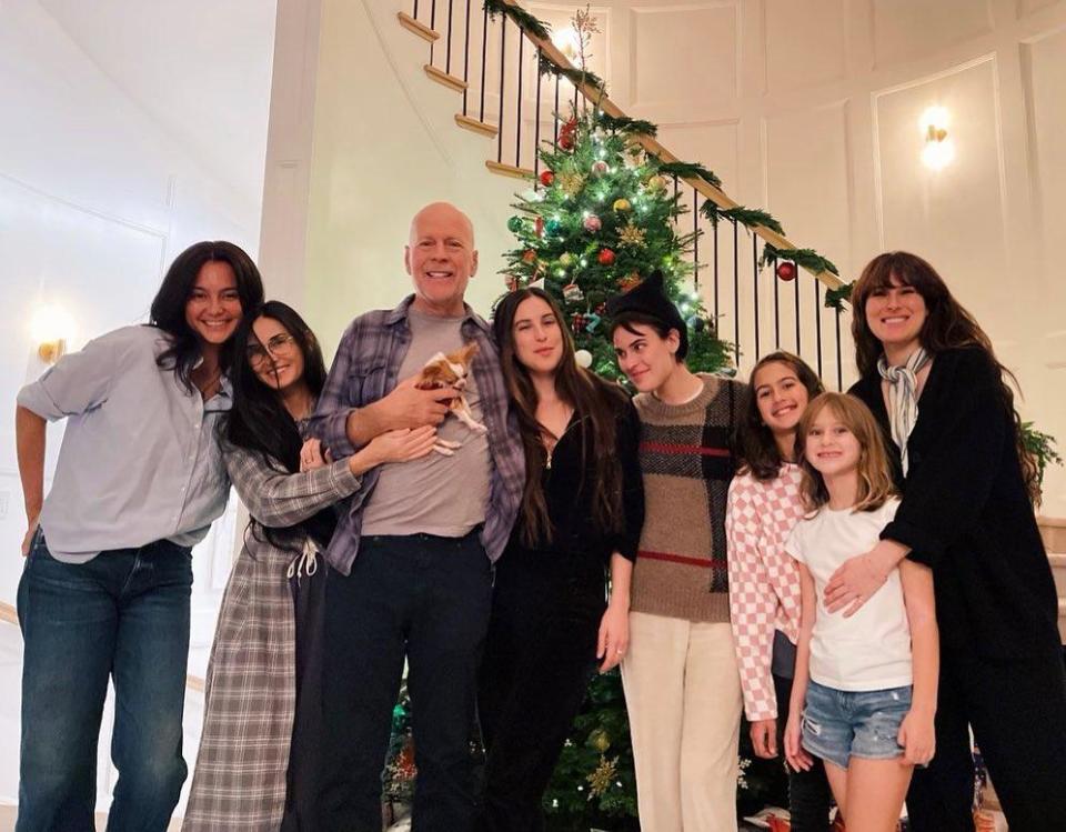 Support for Bruce Willis and his family after the announcement of his dementia