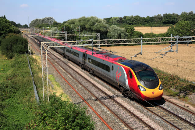 390 class Virgin trains Pendolino, Northampton to Rugby line, Northamptonshire, England, UK