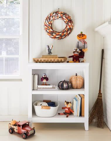 <p><a href="https://stylebyemilyhenderson.com/blog/target-fall-halloween-decorating-ideas" data-component="link" data-source="inlineLink" data-type="externalLink" data-ordinal="1">Emily Henderson Design</a> / Photo by Sara Ligorria-Tramp</p>